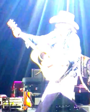 Dwight Yoakam Airway Heights