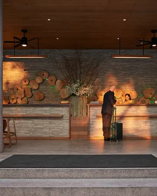 Hotel Mira Spokane
